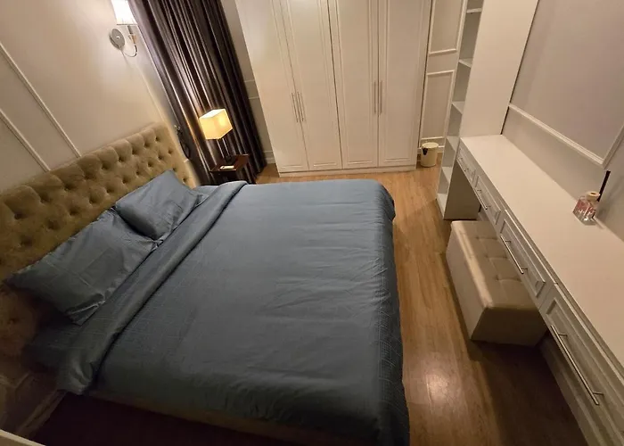 Apartamento Thonglor 2br, Fast Wi-fi, Near Hospital *