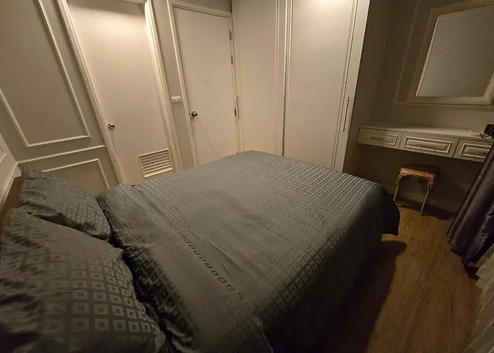 Thonglor 2br, Fast Wi-fi, Near Hospital Apartamento