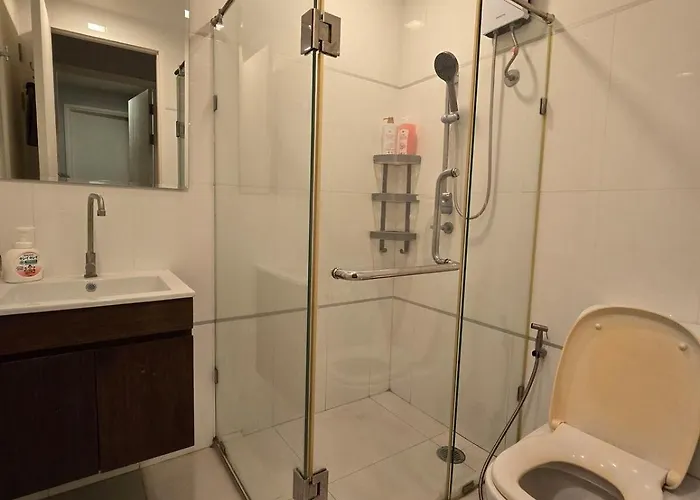Thonglor 2br, Fast Wi-fi, Near Hospital *