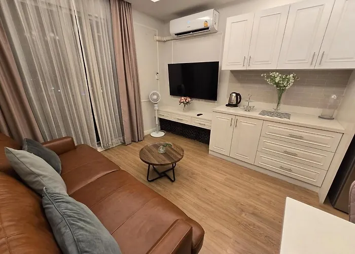 Apartamento Thonglor 2br, Fast Wi-fi, Near Hospital *