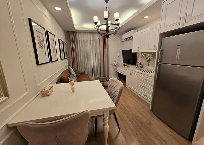 Apartamento Thonglor 2br, Fast Wi-fi, Near Hospital